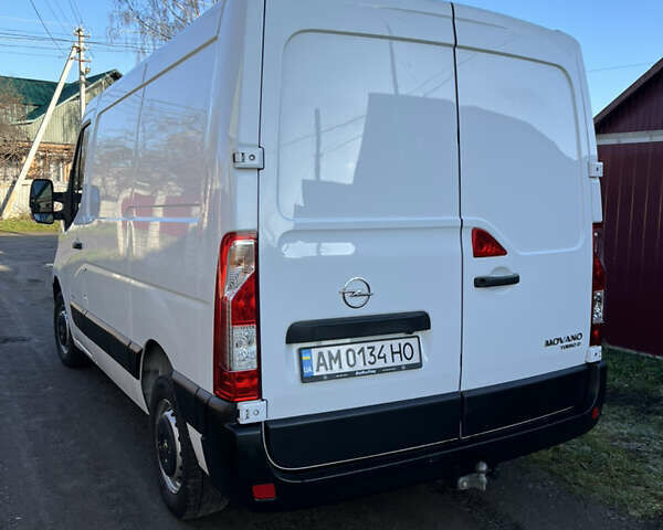 Белый Опель Movano, объемом двигателя 2.3 л и пробегом 143 тыс. км за 16699 $, фото 1 на Automoto.ua