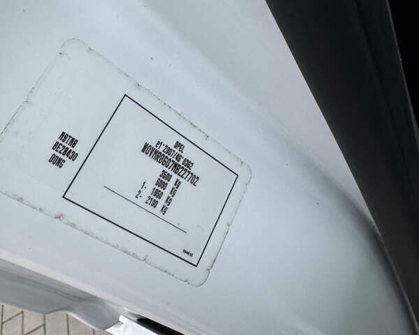 Белый Опель Movano, объемом двигателя 0 л и пробегом 160 тыс. км за 18900 $, фото 33 на Automoto.ua