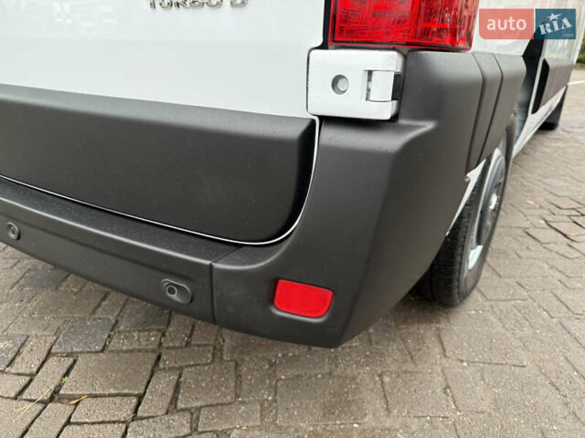 Білий Опель Movano, об'ємом двигуна 0 л та пробігом 156 тис. км за 17400 $, фото 22 на Automoto.ua