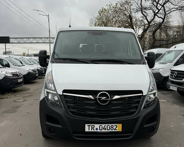 Білий Опель Movano, об'ємом двигуна 2.3 л та пробігом 123 тис. км за 22500 $, фото 2 на Automoto.ua