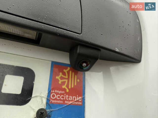 Білий Опель Movano, об'ємом двигуна 0 л та пробігом 156 тис. км за 17400 $, фото 26 на Automoto.ua