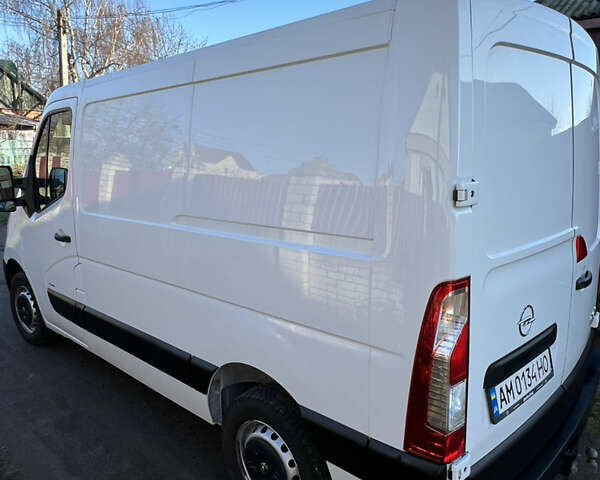 Белый Опель Movano, объемом двигателя 2.3 л и пробегом 143 тыс. км за 16699 $, фото 4 на Automoto.ua