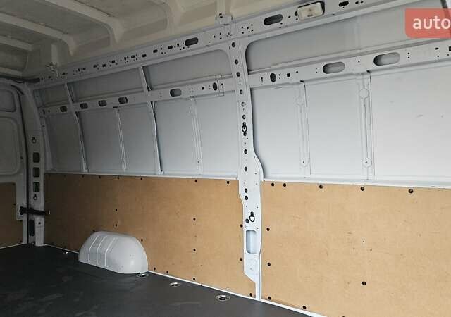 Білий Опель Movano, об'ємом двигуна 2.3 л та пробігом 173 тис. км за 22550 $, фото 19 на Automoto.ua