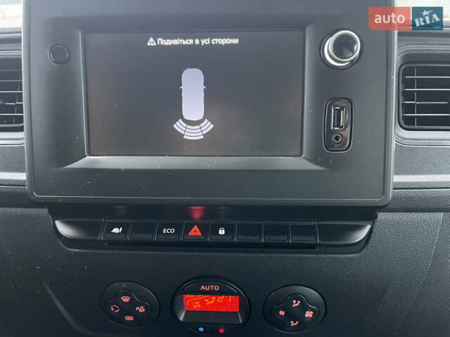 Білий Опель Movano, об'ємом двигуна 2.3 л та пробігом 217 тис. км за 18000 $, фото 24 на Automoto.ua