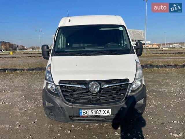 Белый Опель Movano, объемом двигателя 2.3 л и пробегом 154 тыс. км за 17900 $, фото 1 на Automoto.ua