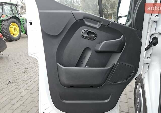 Білий Опель Movano, об'ємом двигуна 2.3 л та пробігом 173 тис. км за 22550 $, фото 36 на Automoto.ua