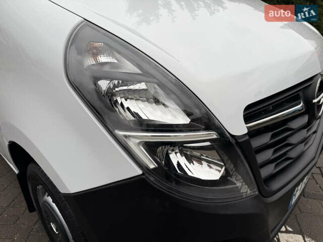 Білий Опель Movano, об'ємом двигуна 0 л та пробігом 156 тис. км за 17400 $, фото 32 на Automoto.ua