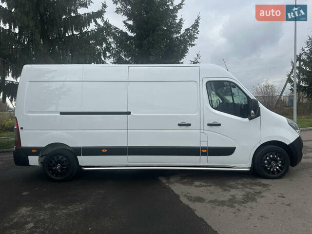 Белый Опель Movano, объемом двигателя 2.3 л и пробегом 196 тыс. км за 20950 $, фото 3 на Automoto.ua