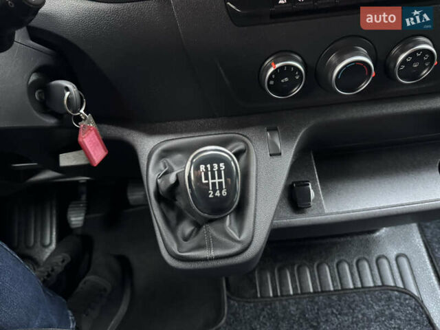 Білий Опель Movano, об'ємом двигуна 2.3 л та пробігом 202 тис. км за 19500 $, фото 47 на Automoto.ua