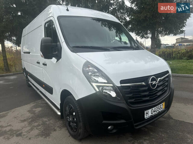 Белый Опель Movano, объемом двигателя 2.3 л и пробегом 196 тыс. км за 20950 $, фото 4 на Automoto.ua