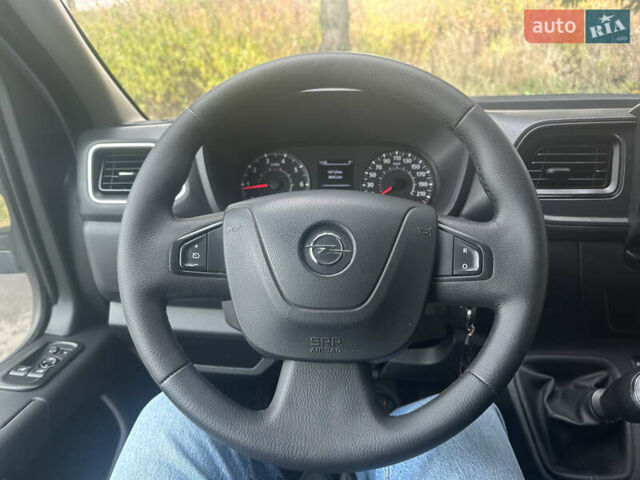 Белый Опель Movano, объемом двигателя 2.3 л и пробегом 196 тыс. км за 20950 $, фото 27 на Automoto.ua