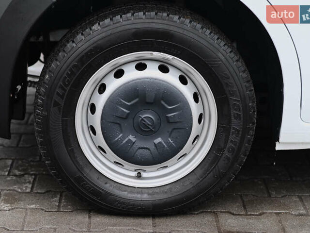 Белый Опель Movano, объемом двигателя 0 л и пробегом 158 тыс. км за 19300 $, фото 14 на Automoto.ua