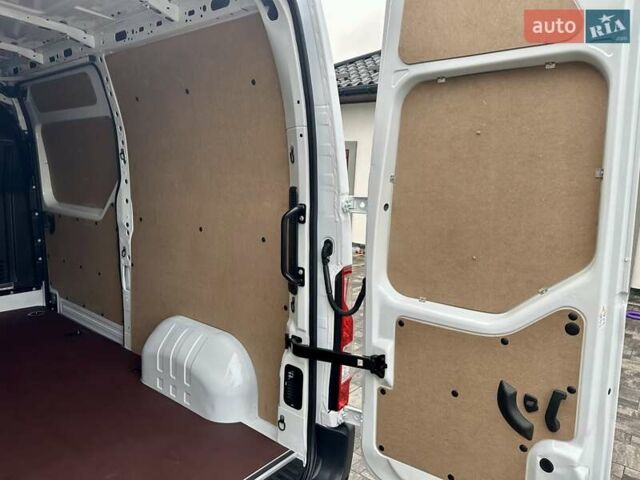 Білий Опель Movano, об'ємом двигуна 2.3 л та пробігом 159 тис. км за 18500 $, фото 9 на Automoto.ua