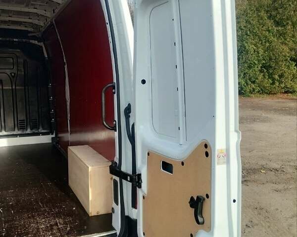 Белый Опель Movano, объемом двигателя 2.3 л и пробегом 150 тыс. км за 18900 $, фото 23 на Automoto.ua