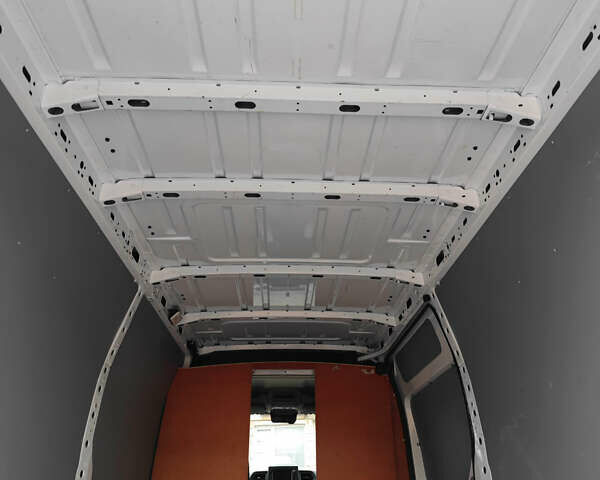 Белый Опель Movano, объемом двигателя 0 л и пробегом 75 тыс. км за 19500 $, фото 8 на Automoto.ua