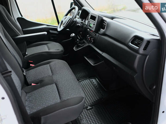 Белый Опель Movano, объемом двигателя 0 л и пробегом 158 тыс. км за 19300 $, фото 21 на Automoto.ua