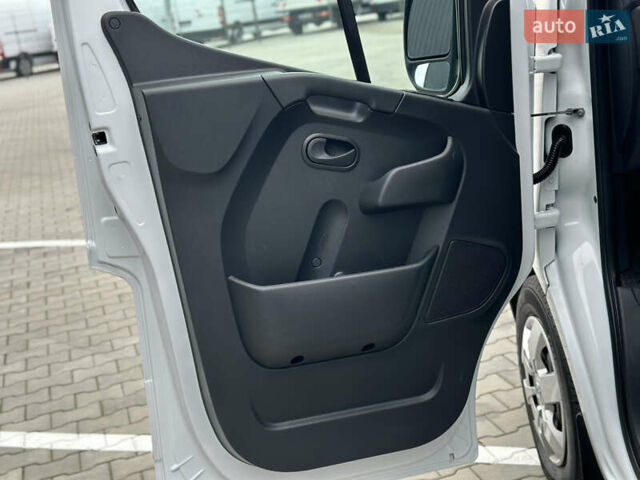 Білий Опель Movano, об'ємом двигуна 2.3 л та пробігом 165 тис. км за 19950 $, фото 40 на Automoto.ua