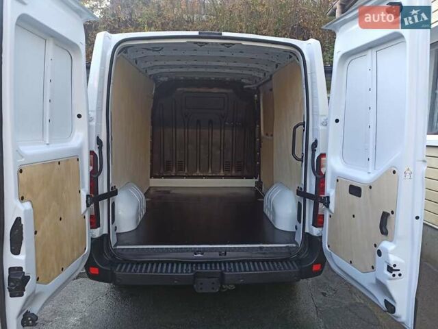 Белый Опель Movano, объемом двигателя 2.3 л и пробегом 133 тыс. км за 15600 $, фото 25 на Automoto.ua