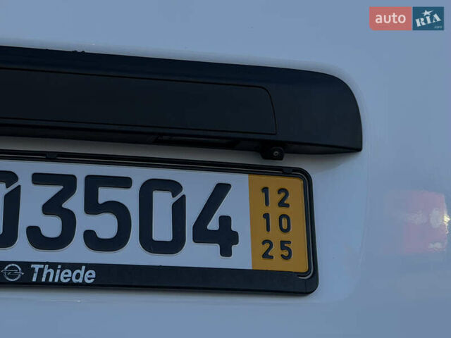 Белый Опель Movano, объемом двигателя 2.3 л и пробегом 254 тыс. км за 18500 $, фото 38 на Automoto.ua