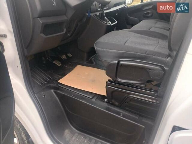 Белый Опель Movano, объемом двигателя 2.3 л и пробегом 150 тыс. км за 18700 $, фото 14 на Automoto.ua