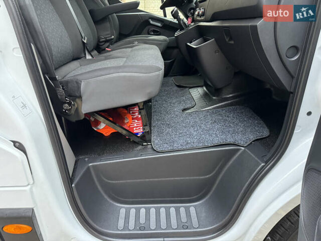 Білий Опель Movano, об'ємом двигуна 2.3 л та пробігом 202 тис. км за 19500 $, фото 54 на Automoto.ua