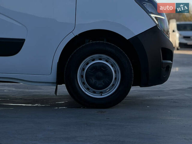 Белый Опель Movano, объемом двигателя 2.3 л и пробегом 254 тыс. км за 18500 $, фото 17 на Automoto.ua