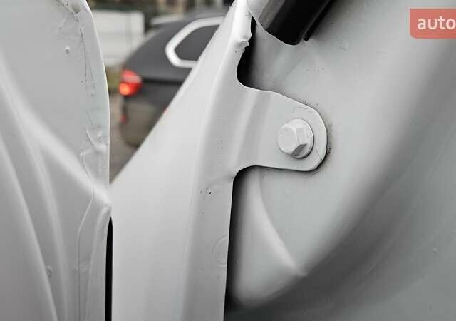 Белый Опель Movano, объемом двигателя 2.3 л и пробегом 133 тыс. км за 20900 $, фото 18 на Automoto.ua