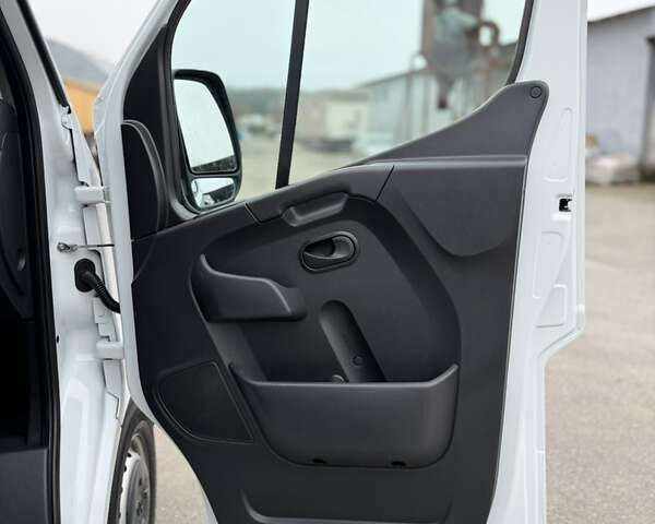 Белый Опель Movano, объемом двигателя 2.3 л и пробегом 85 тыс. км за 19500 $, фото 15 на Automoto.ua