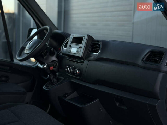 Белый Опель Movano, объемом двигателя 2.3 л и пробегом 254 тыс. км за 18500 $, фото 58 на Automoto.ua