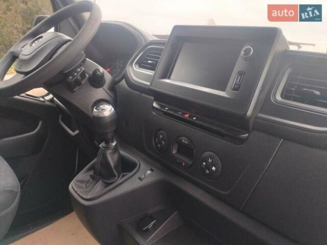 Белый Опель Movano, объемом двигателя 2.3 л и пробегом 150 тыс. км за 18700 $, фото 18 на Automoto.ua