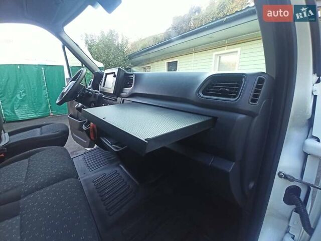 Белый Опель Movano, объемом двигателя 2.3 л и пробегом 133 тыс. км за 15600 $, фото 15 на Automoto.ua