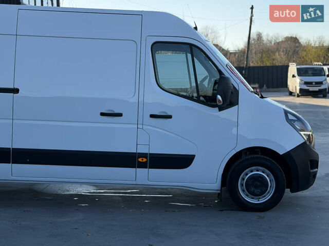 Белый Опель Movano, объемом двигателя 2.3 л и пробегом 254 тыс. км за 18500 $, фото 19 на Automoto.ua
