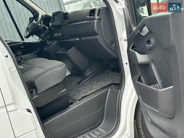 Білий Опель Movano, об'ємом двигуна 2.3 л та пробігом 165 тис. км за 19950 $, фото 34 на Automoto.ua