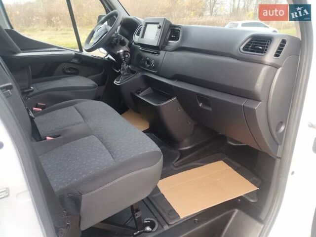 Белый Опель Movano, объемом двигателя 2.3 л и пробегом 150 тыс. км за 18900 $, фото 14 на Automoto.ua