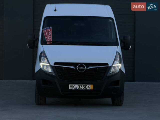 Белый Опель Movano, объемом двигателя 2.3 л и пробегом 254 тыс. км за 18500 $, фото 3 на Automoto.ua