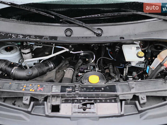 Белый Опель Movano, объемом двигателя 0 л и пробегом 158 тыс. км за 19300 $, фото 51 на Automoto.ua