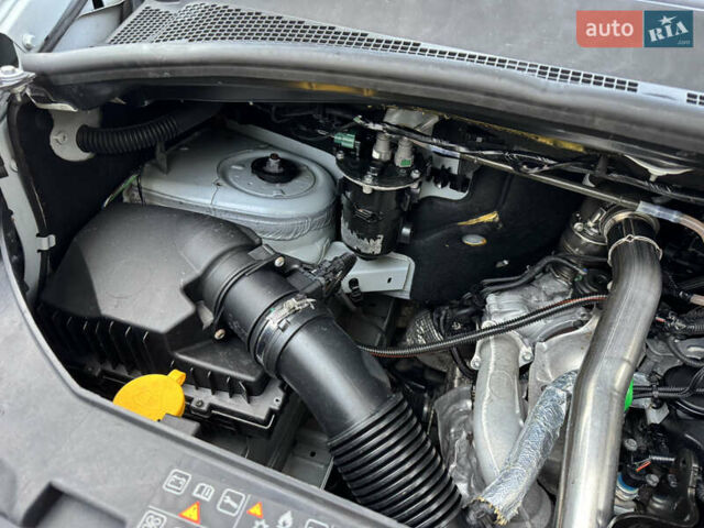 Білий Опель Movano, об'ємом двигуна 2.3 л та пробігом 202 тис. км за 19500 $, фото 57 на Automoto.ua