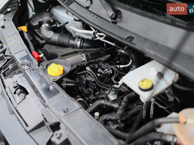 Белый Опель Movano, объемом двигателя 0 л и пробегом 158 тыс. км за 19300 $, фото 53 на Automoto.ua