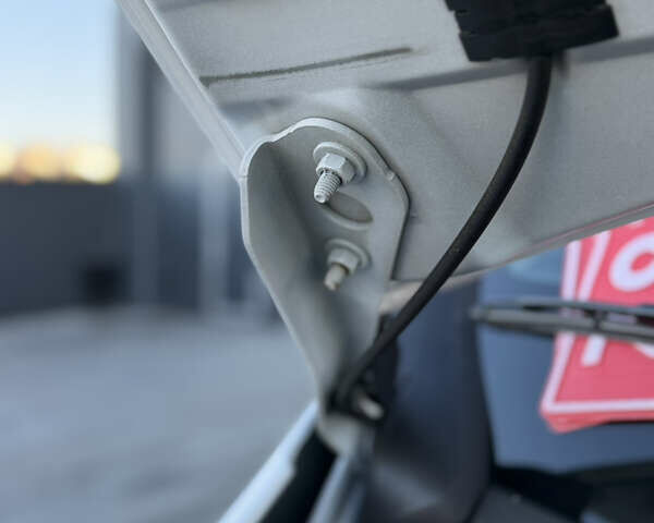 Белый Опель Movano, объемом двигателя 2.3 л и пробегом 254 тыс. км за 18500 $, фото 27 на Automoto.ua