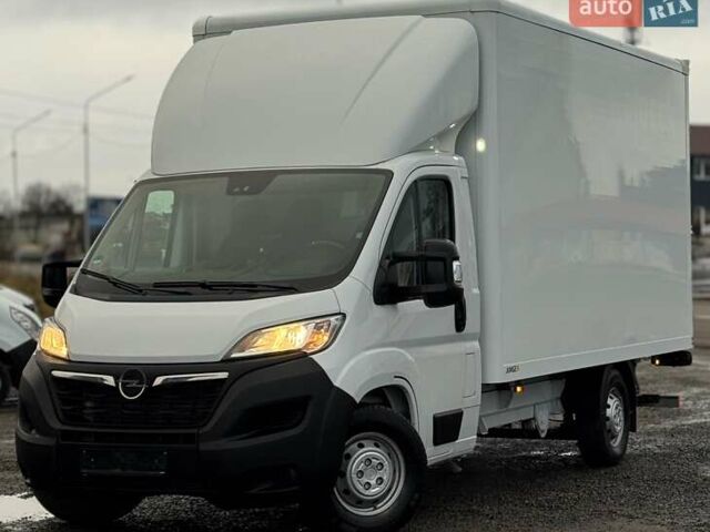 Белый Опель Movano, объемом двигателя 2.2 л и пробегом 220 тыс. км за 25899 $, фото 16 на Automoto.ua