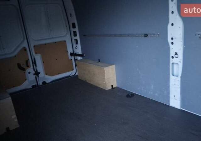 Белый Опель Movano, объемом двигателя 2.3 л и пробегом 275 тыс. км за 18799 $, фото 33 на Automoto.ua