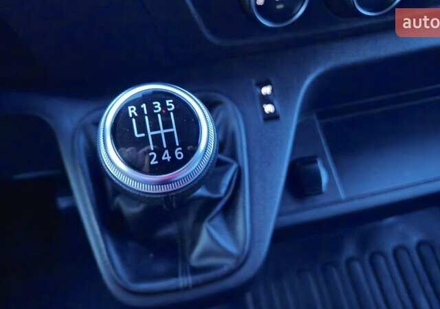 Белый Опель Movano, объемом двигателя 2.3 л и пробегом 275 тыс. км за 18799 $, фото 42 на Automoto.ua