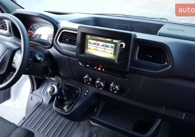 Белый Опель Movano, объемом двигателя 2.3 л и пробегом 275 тыс. км за 18799 $, фото 31 на Automoto.ua