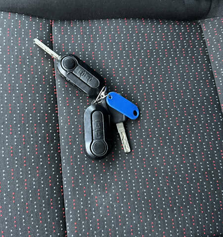 Белый Опель Movano, объемом двигателя 2.2 л и пробегом 220 тыс. км за 25899 $, фото 29 на Automoto.ua