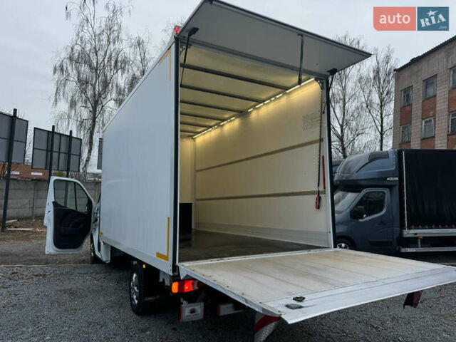 Білий Опель Movano, об'ємом двигуна 2.3 л та пробігом 185 тис. км за 23900 $, фото 18 на Automoto.ua