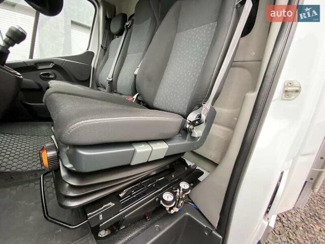 Белый Опель Movano, объемом двигателя 2.3 л и пробегом 244 тыс. км за 20999 $, фото 54 на Automoto.ua