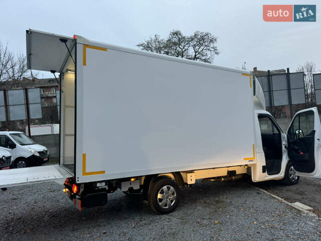 Білий Опель Movano, об'ємом двигуна 2.3 л та пробігом 185 тис. км за 23900 $, фото 24 на Automoto.ua