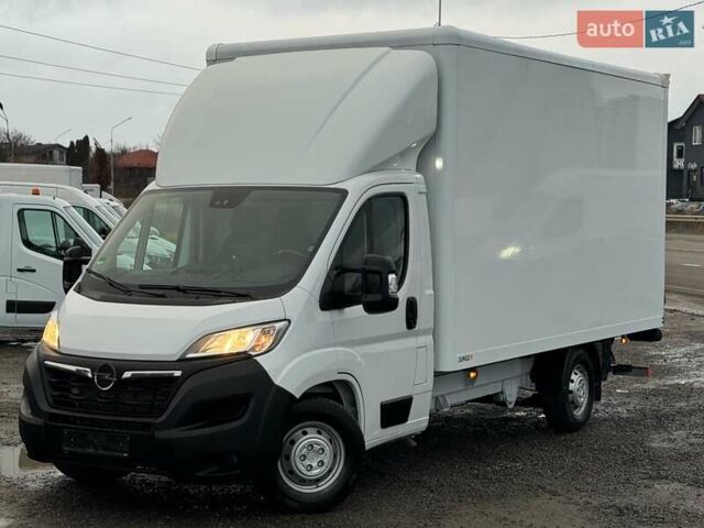 Белый Опель Movano, объемом двигателя 2.2 л и пробегом 220 тыс. км за 25899 $, фото 17 на Automoto.ua