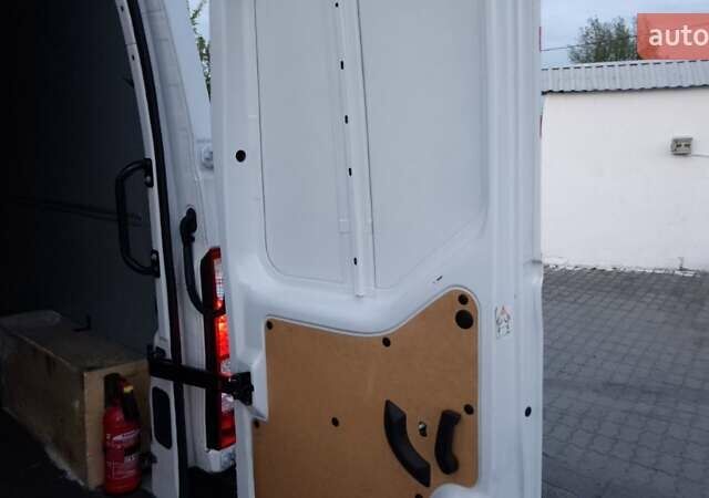 Белый Опель Movano, объемом двигателя 2.3 л и пробегом 275 тыс. км за 18799 $, фото 32 на Automoto.ua