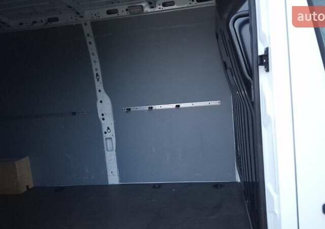 Белый Опель Movano, объемом двигателя 2.3 л и пробегом 275 тыс. км за 18799 $, фото 29 на Automoto.ua